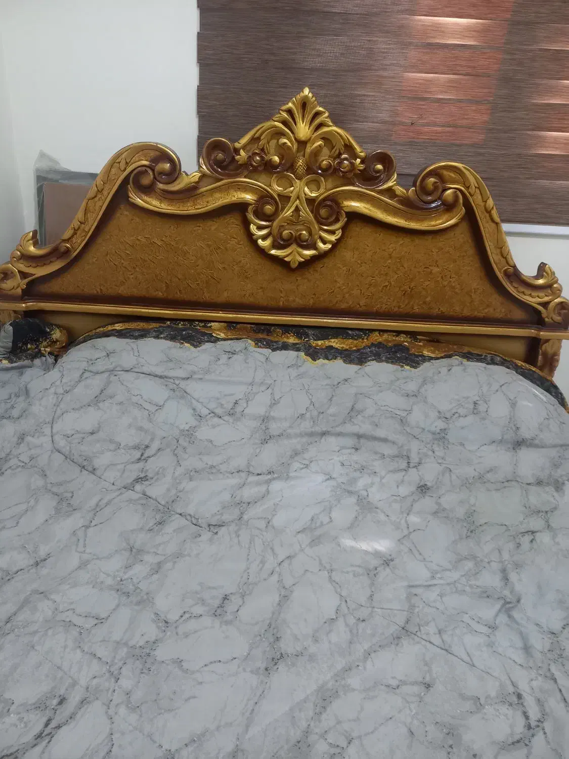 تخت خواب دونفره چوب گردو|تخت و سرویس خواب|ری, دیلمان|دیوار