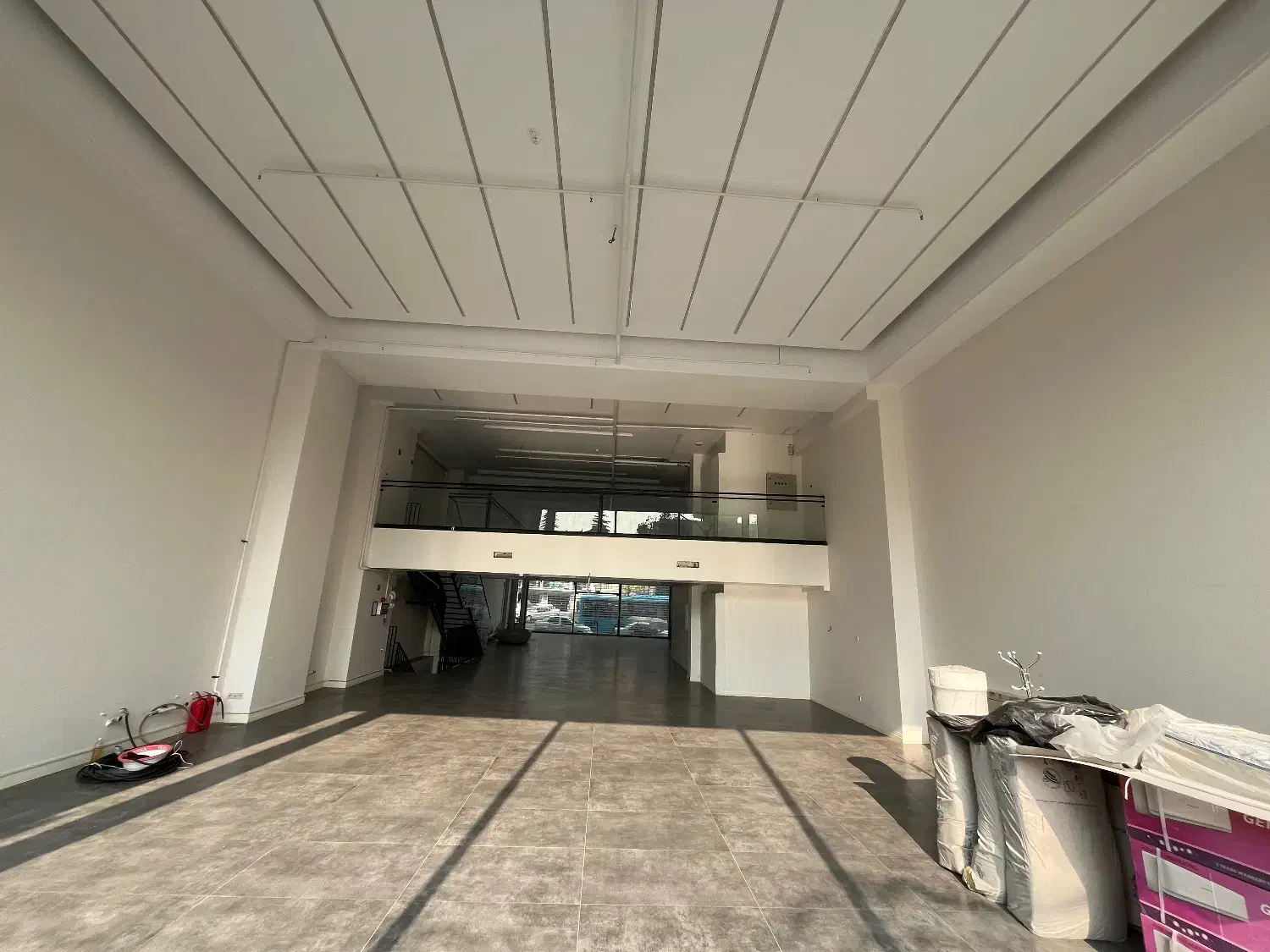 ۴۵۰ متر دوبر فرمانیه|اجارهٔ مغازه و غرفه|تهران, دزاشیب|دیوار