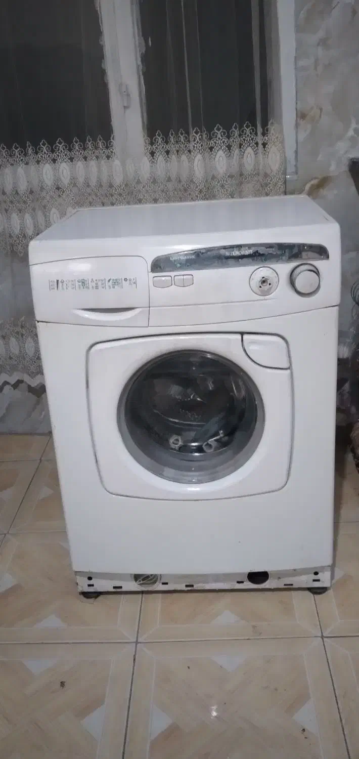 ماشین لباس شویی زیوورواات 7کیلیویی|ماشین لباسشویی و خشک‌کن لباس|مشهد, رسالت|دیوار