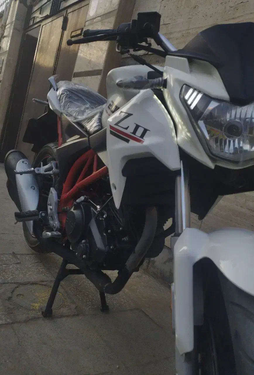 موتور/z2 200cc|موتورسیکلت|قم, امامزاده ابراهیم|دیوار