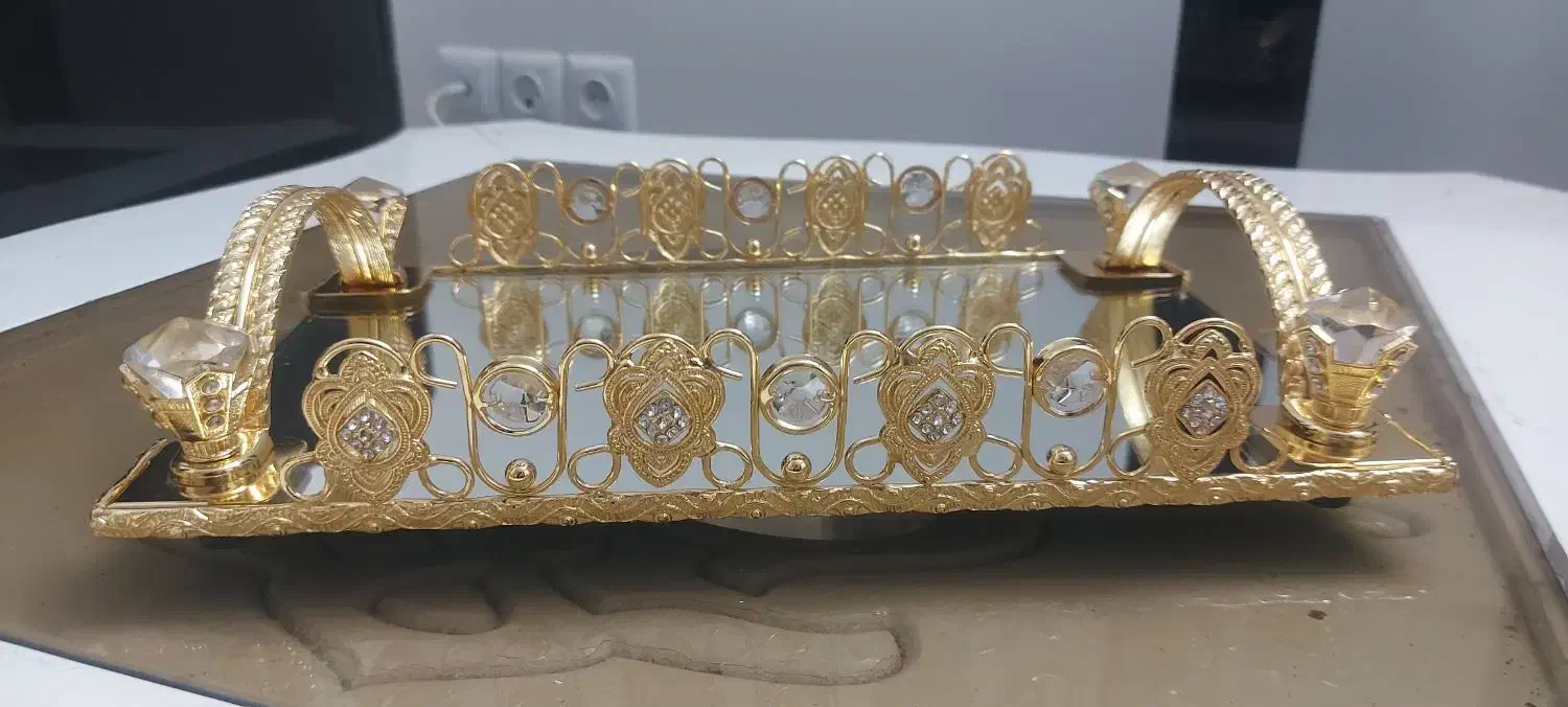 ست چایخوری فلزی طلایی|ظروف سرو و پذیرایی|قم, پامنار|دیوار