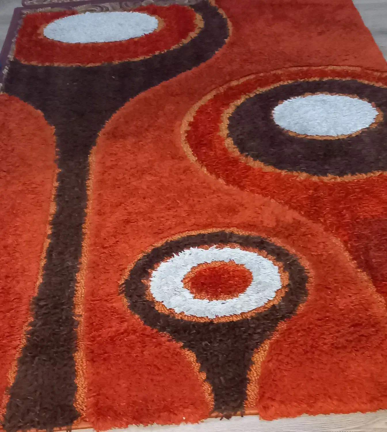 دو عدد فرش فانتزی ۴ متری جنس ترک|فرش|رشت, منظریه|دیوار