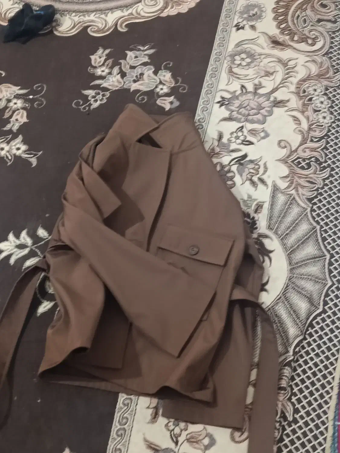 مانتو نو|لباس|یاسوج, |دیوار