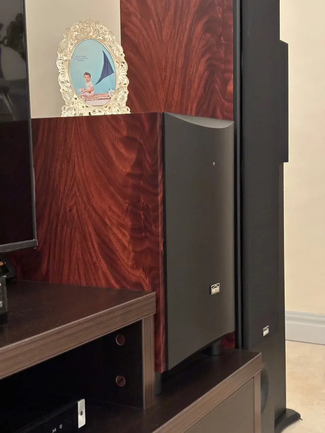 سیستم صوتی هوم تک نو  و میز تی وی|سیستم صوتی خانگی|تهران, حکیمیه|دیوار