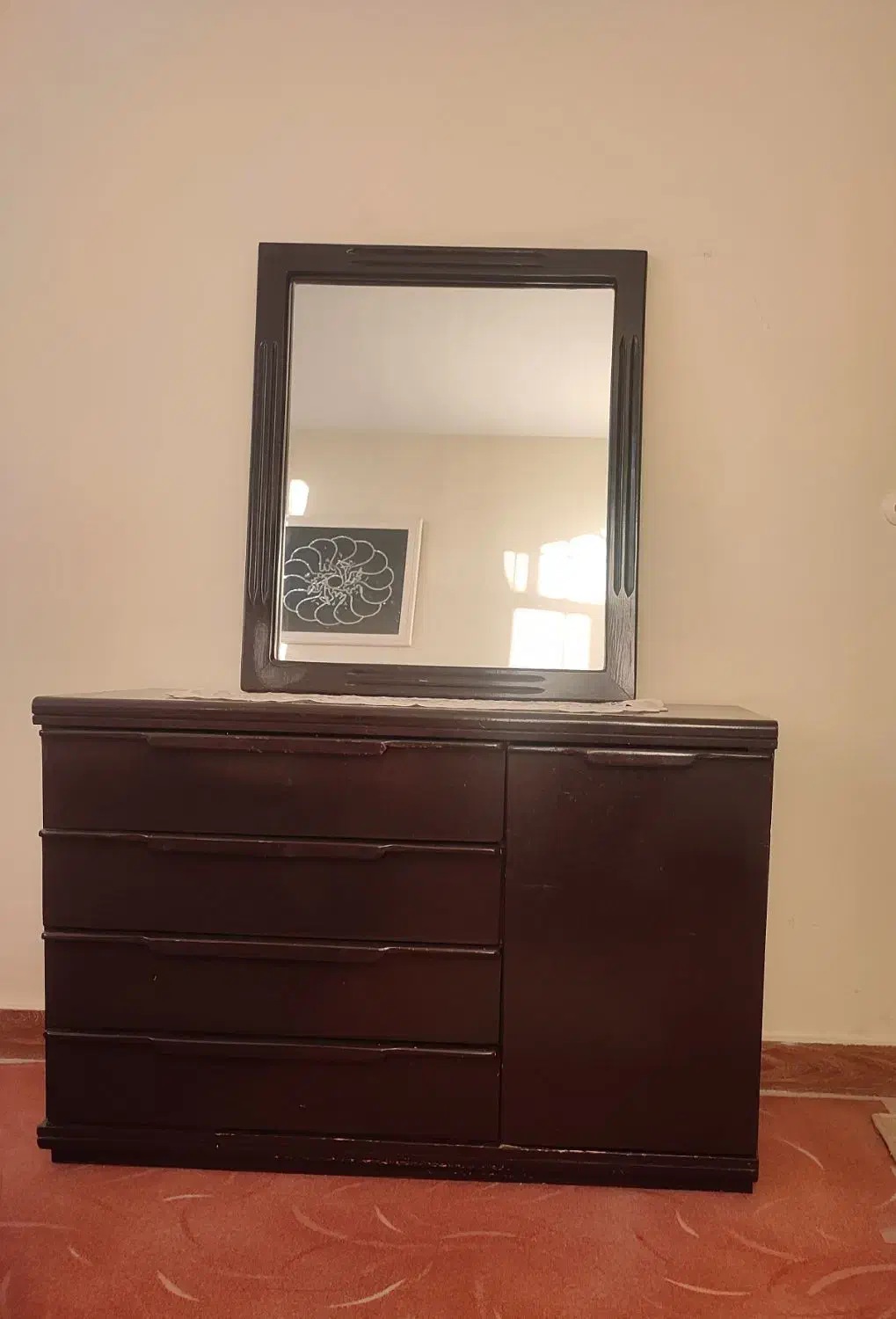 دراور چوبی با آینه بزرگ و تمیز|جاکفشی، کمد، دراور|چهارباغ, |دیوار