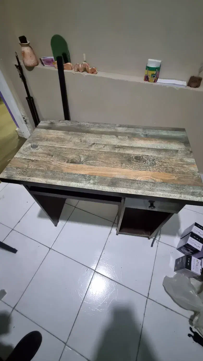 میز کامپیوتر|میز تحریر و کامپیوتر|رشت, خرسندی|دیوار