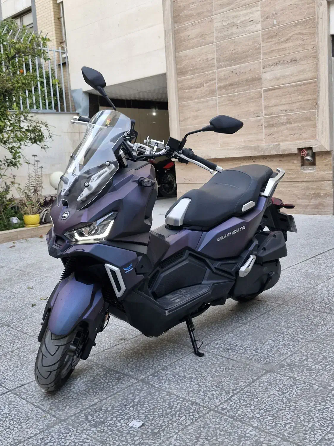 adv175|موتورسیکلت|شیراز, فرگاز|دیوار