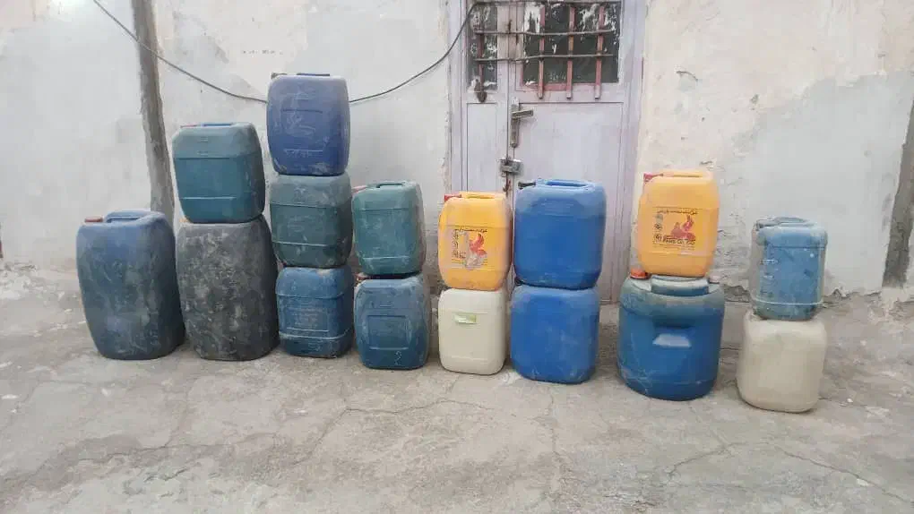 گالن 20 لیتری و 70 لیتری|ظروف نگهدارنده، پلاستیکی، یکبارمصرف|زاهدان, |دیوار