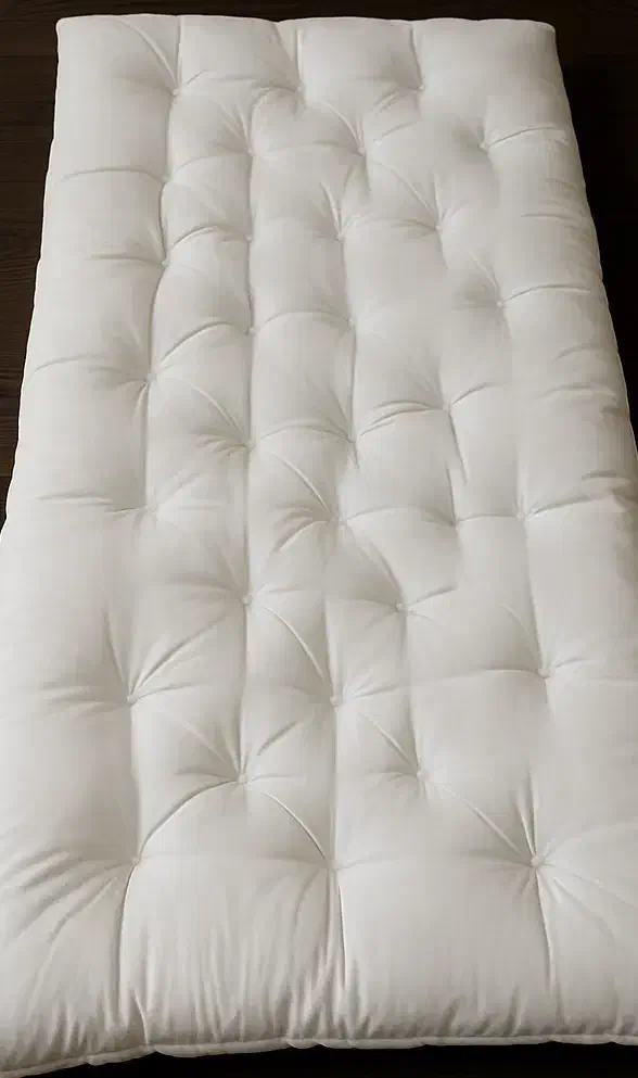 تشک مرغوب نو|رختخواب، بالش، پتو|فولادشهر, C4|دیوار