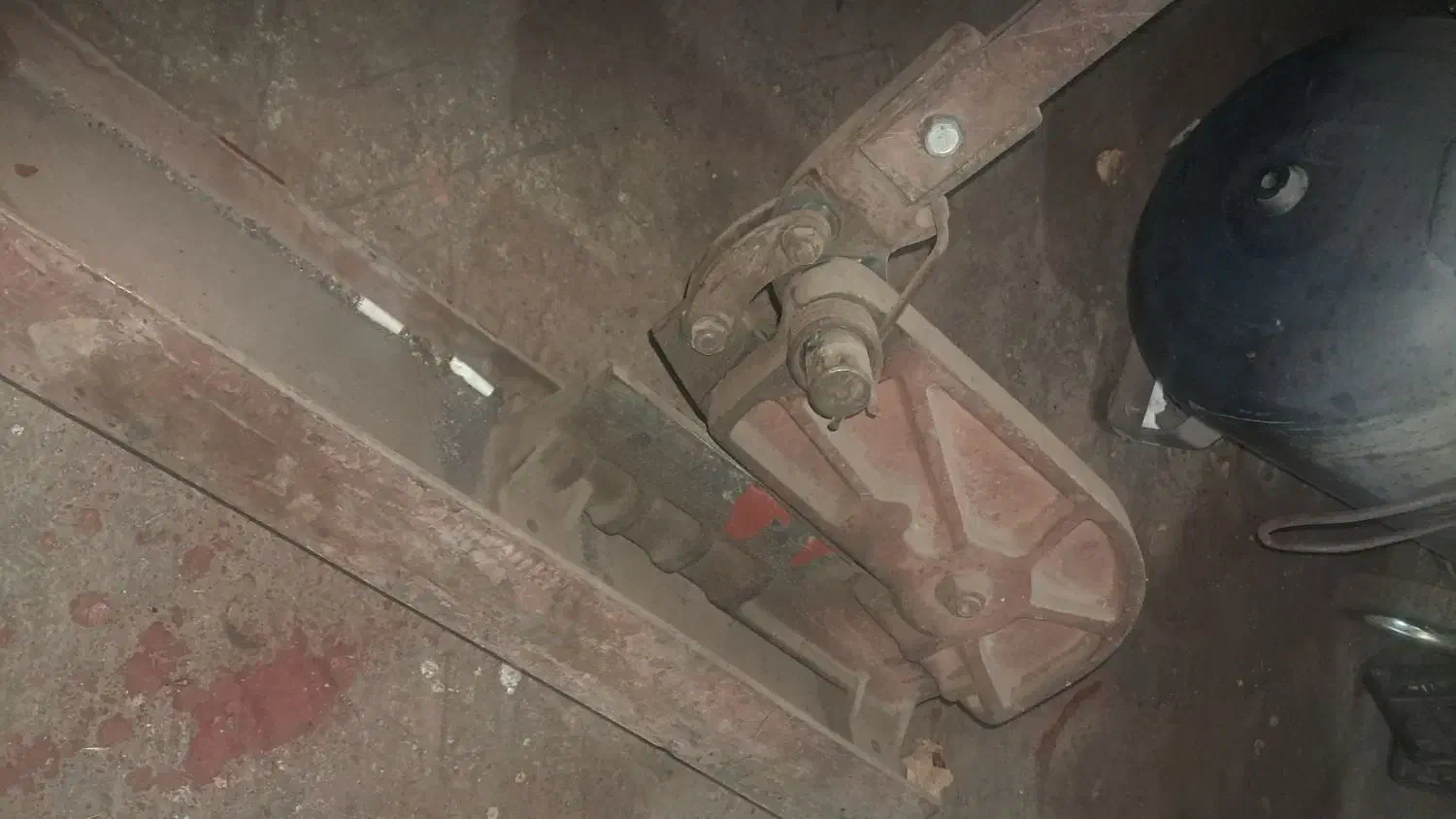 قیچی ورق بر|ابزارآلات|یاسوج, |دیوار