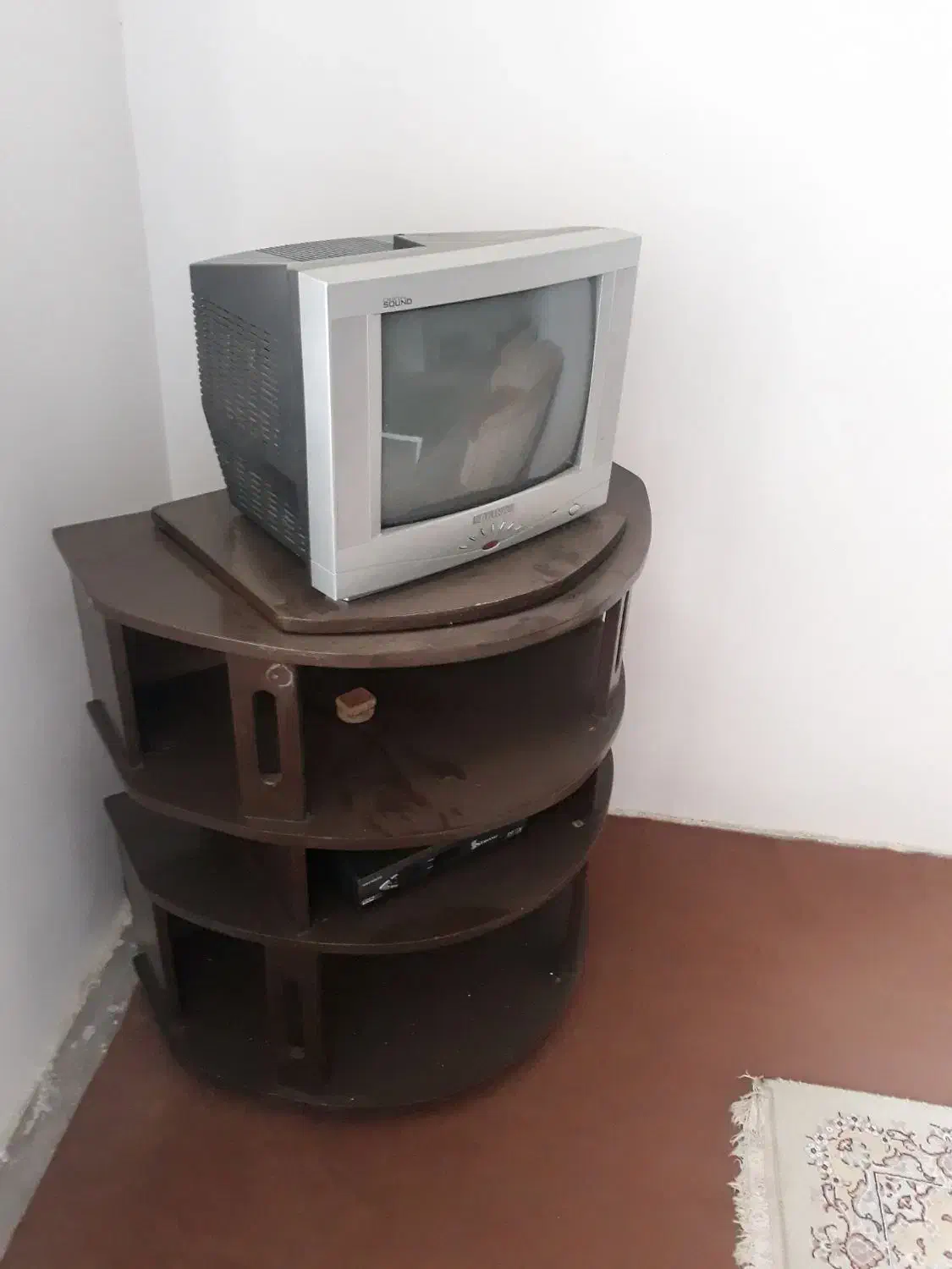 فروش تلویزیون ۱۴ اینچ|تلویزیون و پروژکتور|آستارا, |دیوار