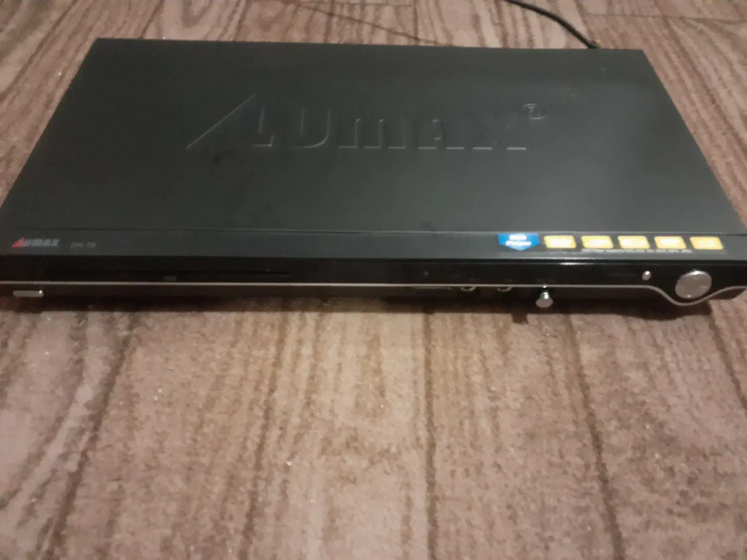 دیویدی با ۱۰۰ تا فیلم نو|پخش‌کننده DVD و ویدیو|کرج, حسین‌آباد|دیوار