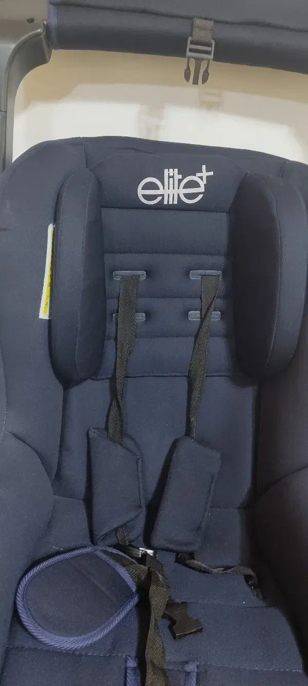 صندلی ماشین کودک مارک دلیجان|تخت و صندلی بچه|اراک, |دیوار