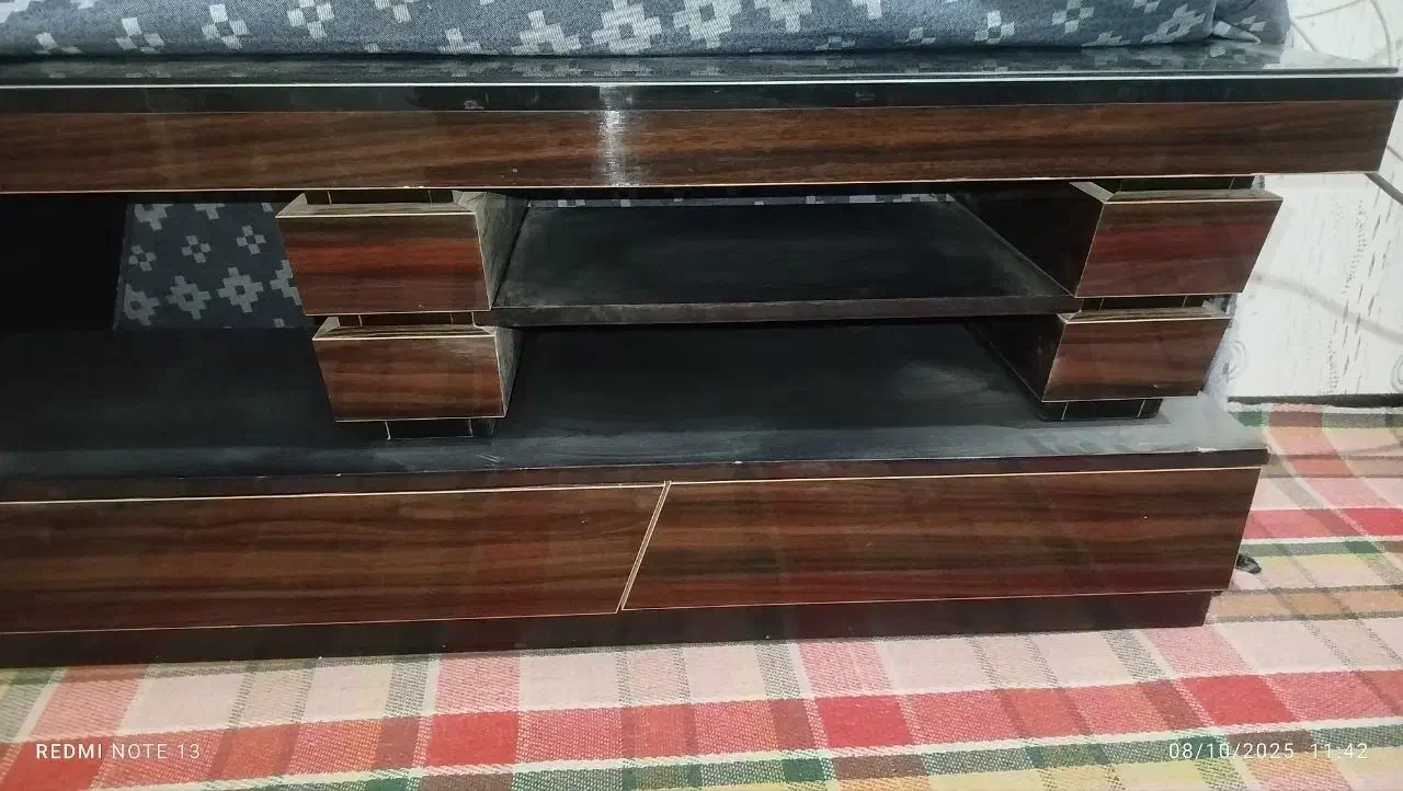 میزتی وی|میز تلویزیون|زابل, |دیوار