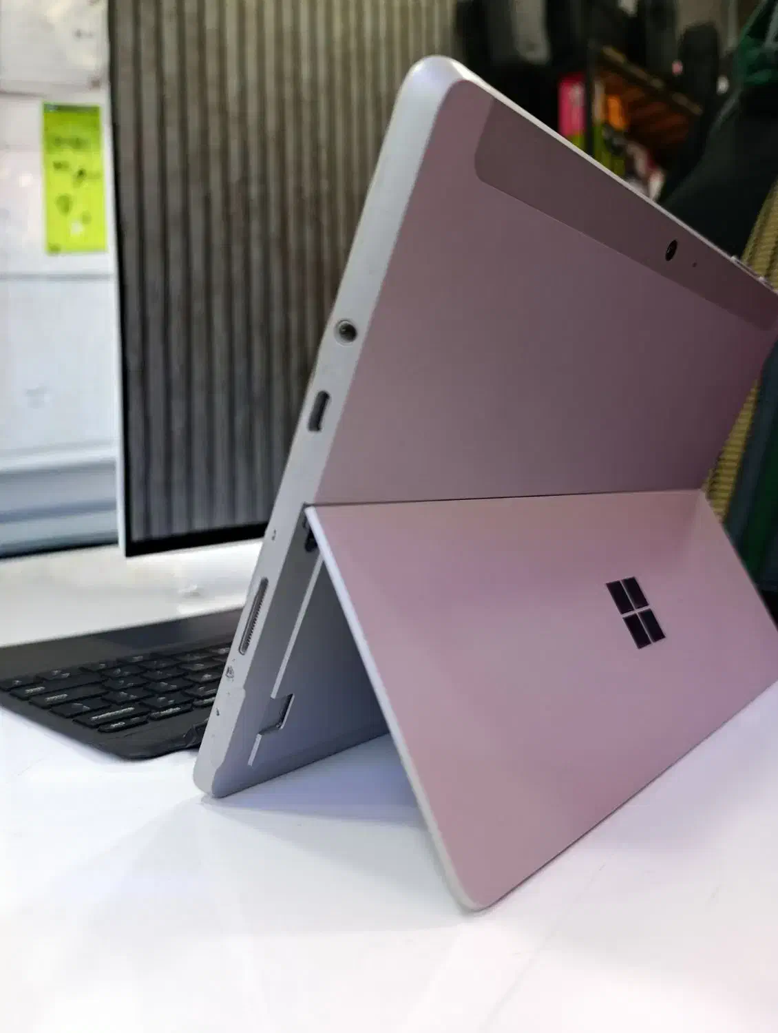 لپتاپ تبلت شو Surface Pro Goسبک، لمسی و حرفهای|رایانه همراه|بوشهر, |دیوار