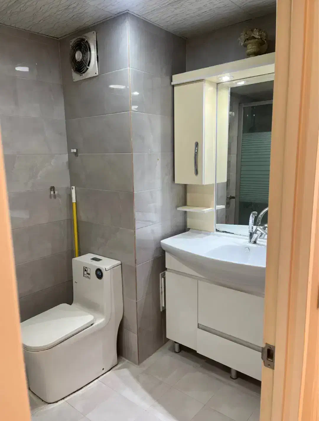 سوئیت ۴۳ متری اکباتان فاز۱|فروش آپارتمان|تهران, اکباتان|دیوار