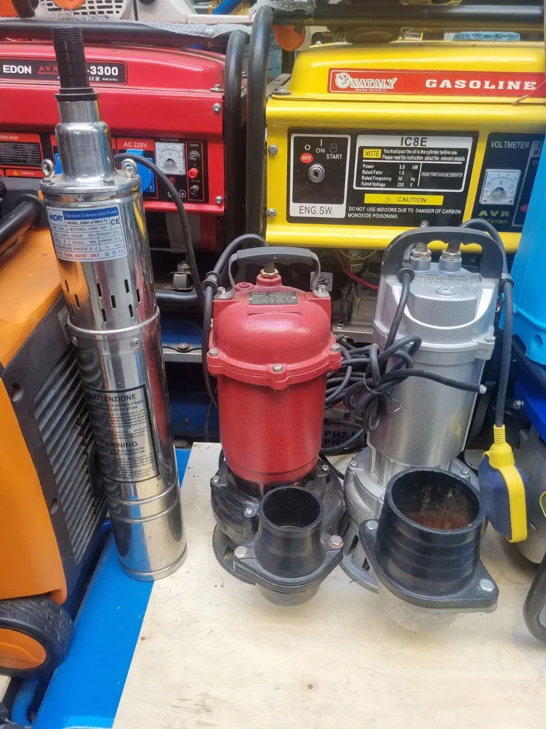 کفکش و شناور و پمپ آب  صنعتی و خانگی|ماشین‌آلات صنعتی|تهران, بهارستان|دیوار