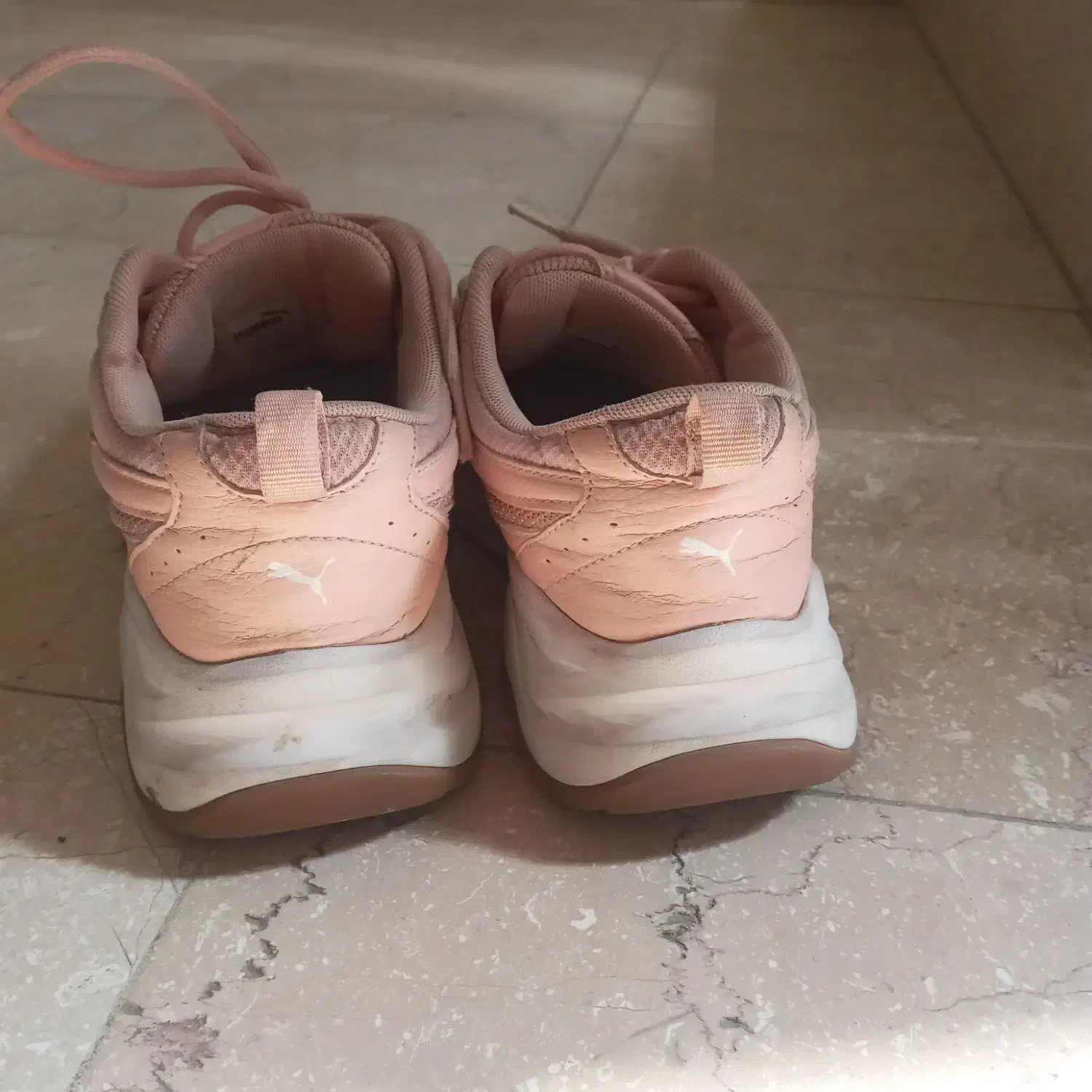 کتونی پوما اورجینال|کیف، کفش، کمربند|هشتگرد, هشتگرد قدیم|دیوار