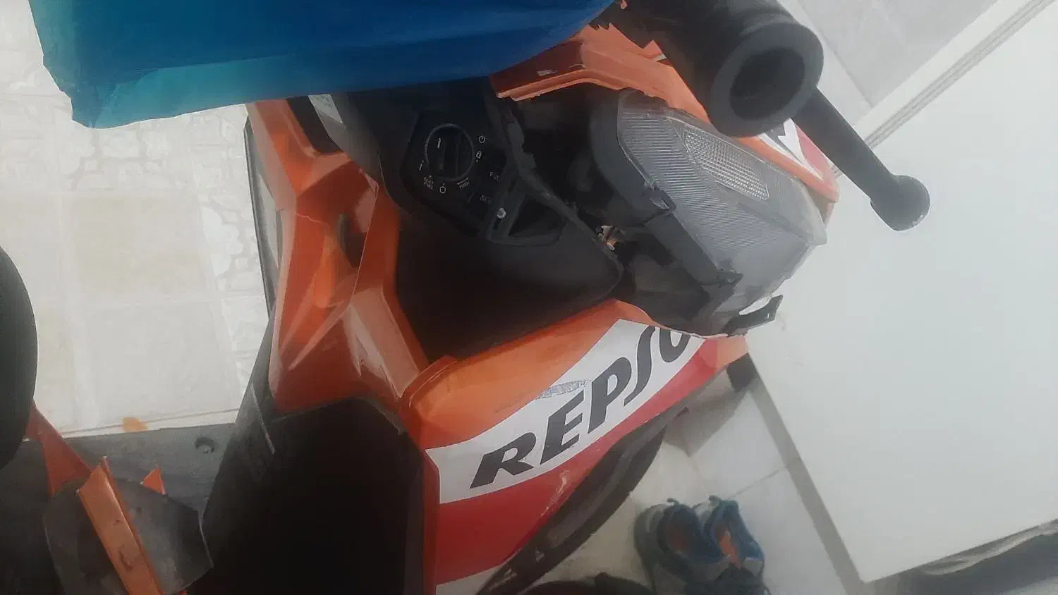 کلیک طرح رپسول برند هانی|موتورسیکلت|لاهیجان, کاروانسرابر|دیوار