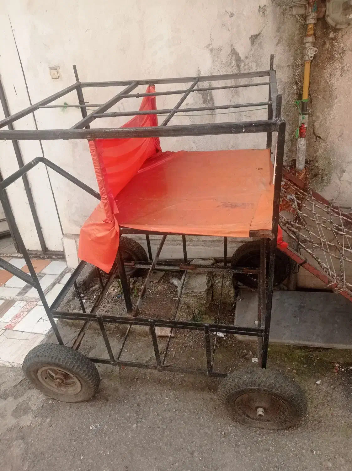 گاری کاملا سالم|کافی‌شاپ و رستوران|رشت, پارک شهر|دیوار