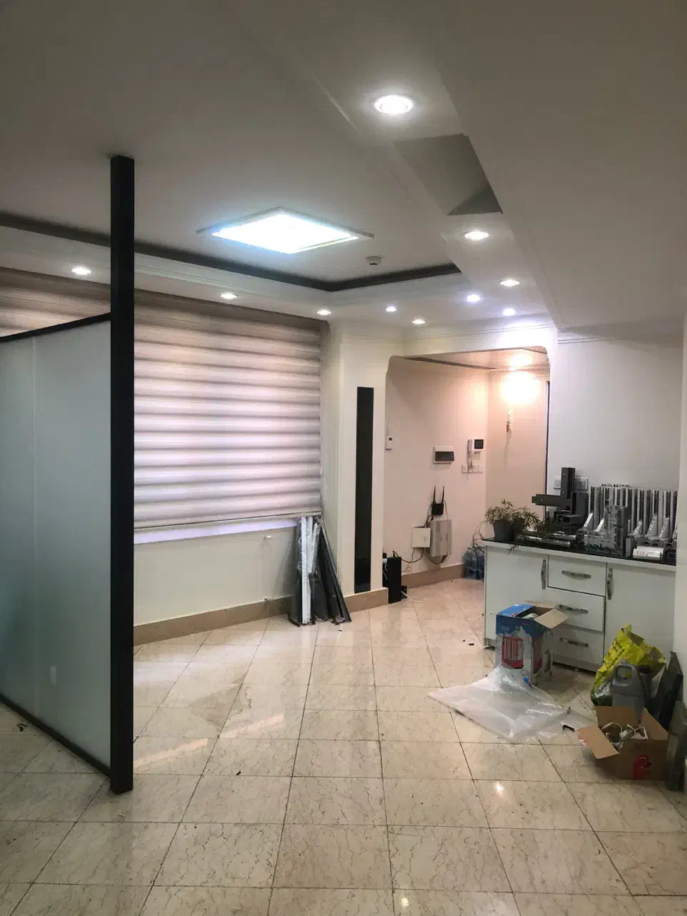 70 متر واحد اداری بر بلوار امام لواسان|فروش دفتر کار، اتاق اداری، مطب|لواسان, |دیوار