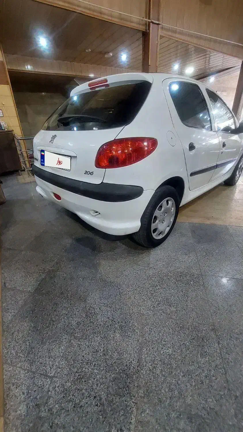 پژو۲۰۶ تیپ۵|خودرو سواری و وانت|یزد, |دیوار