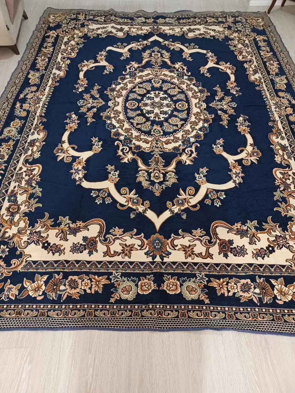 روفرشی مخمل سورمه ای|روفرشی|همدان, |دیوار