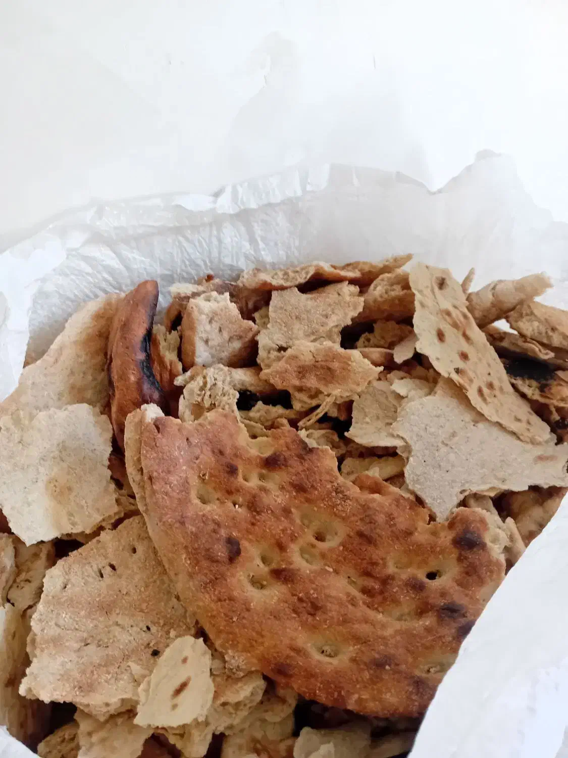 سیصدکیلونون خشک دارم بدون کپک|عمدهفروشی|آبکوه, |دیوار