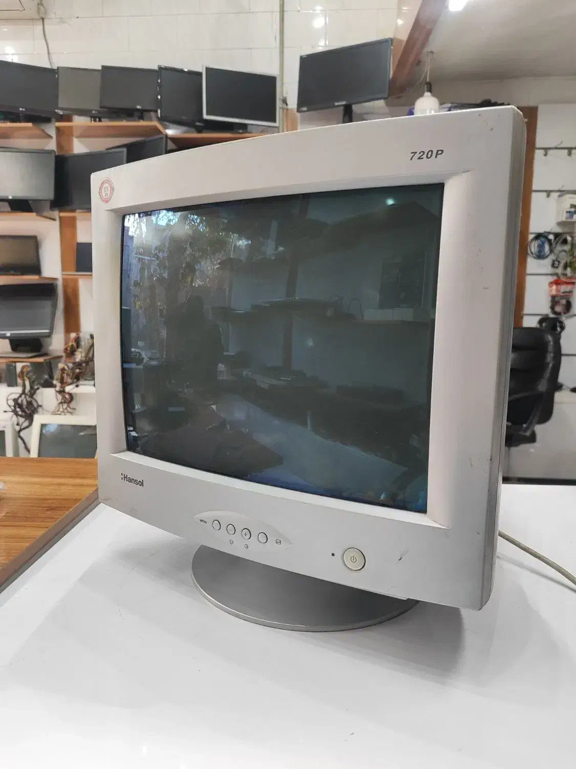 مانیتور crt 17 اینچ|قطعات و لوازم جانبی رایانه|بجنورد, |دیوار