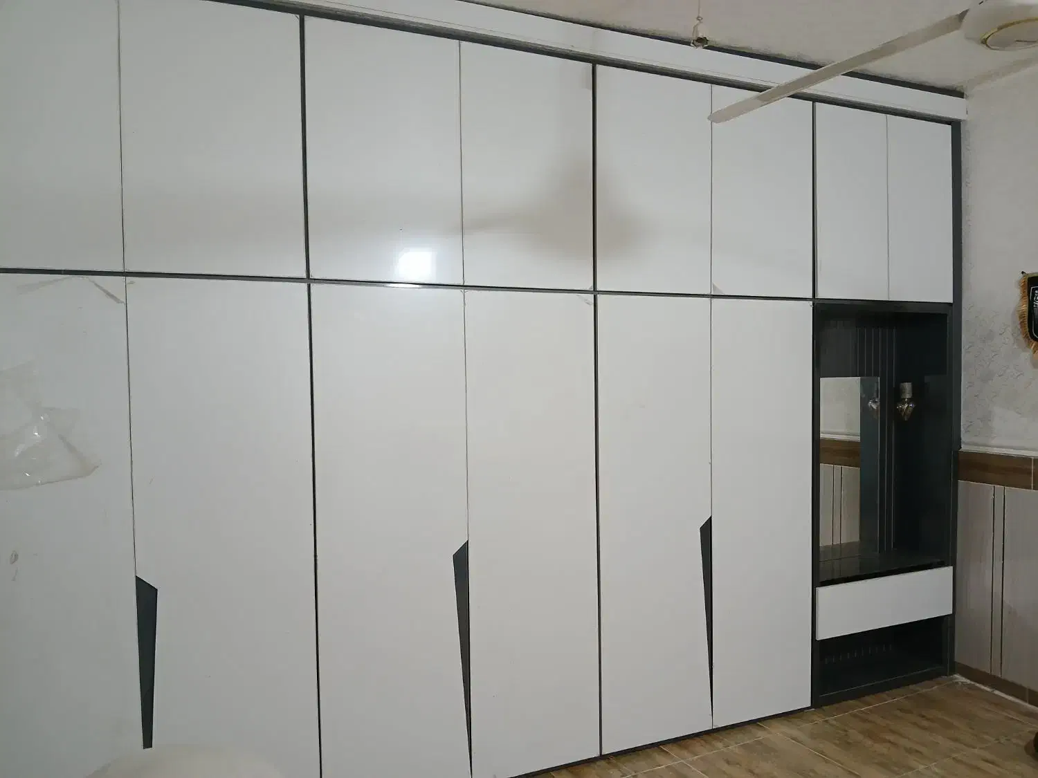 چوب ارغوان(mdf)|جاکفشی، کمد، دراور|حمیدیه, |دیوار