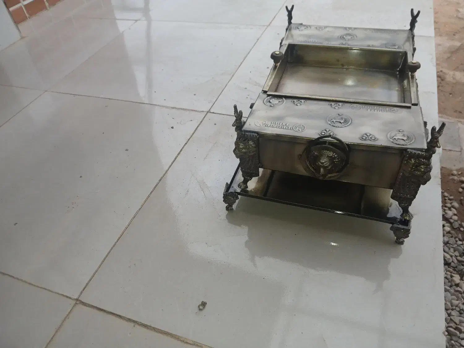 منقل مجلسی|کلکسیون اشیاء عتیقه|شوشتر, |دیوار