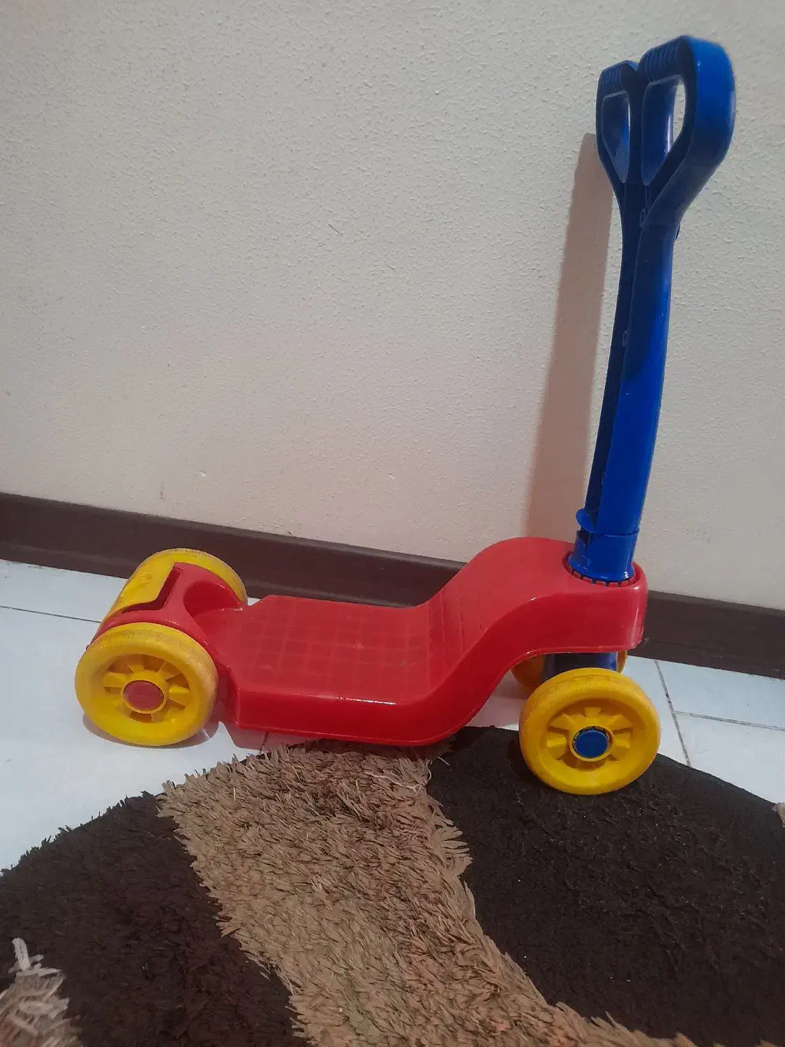 اسکوتر کودک تا سن ۳ ونیم|اسباب‌بازی بچه|هشتگرد, شهرک بوستان|دیوار