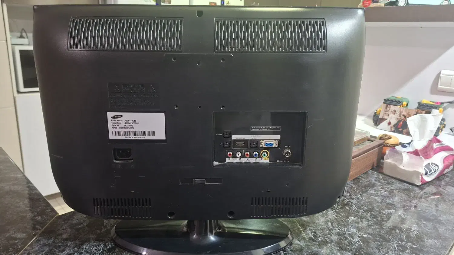 تلویزیون و مانیتور ۲۲ اینج|تلویزیون و پروژکتور|تبریز, |دیوار