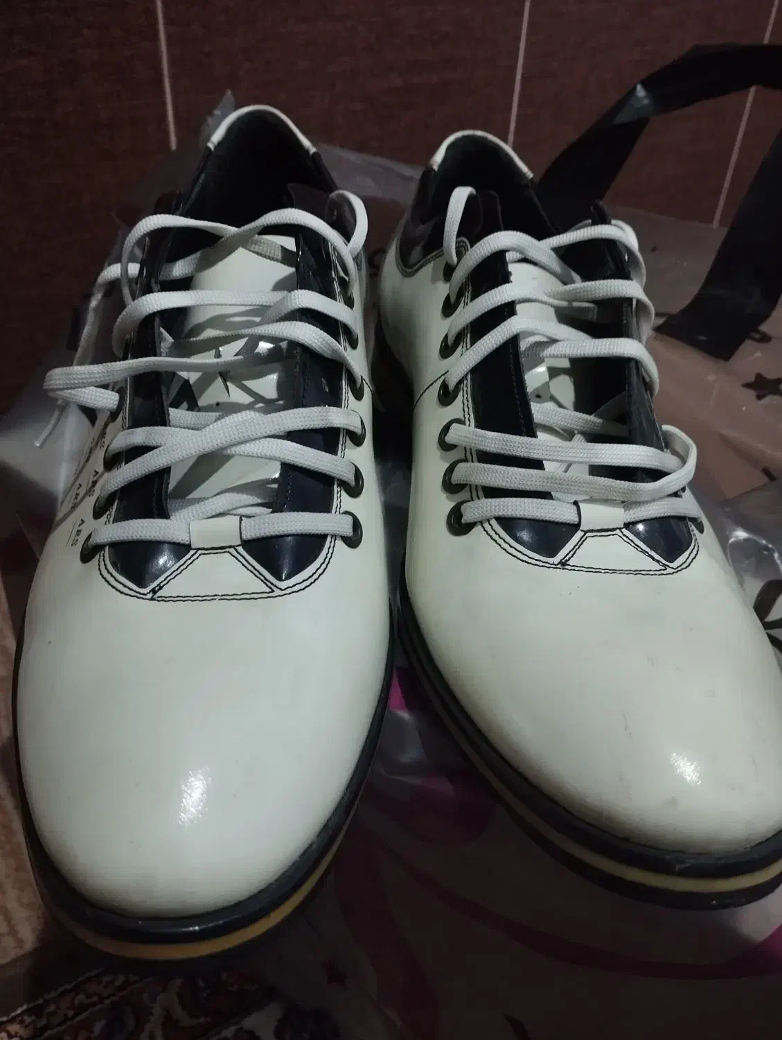 کفش|کیف، کفش، کمربند|ارومیه, |دیوار