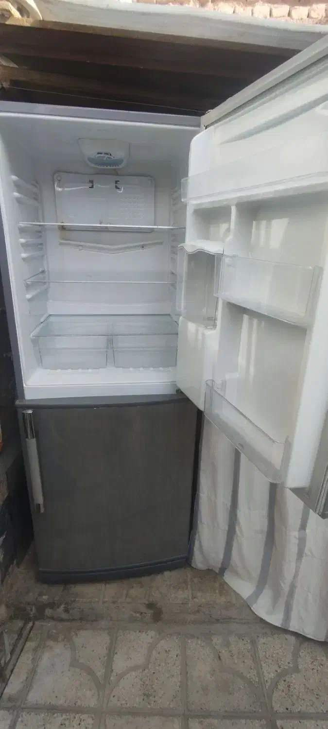 فروش یخچال|یخچال و فریزر|شیراز, شهرک مهدی‌آباد|دیوار