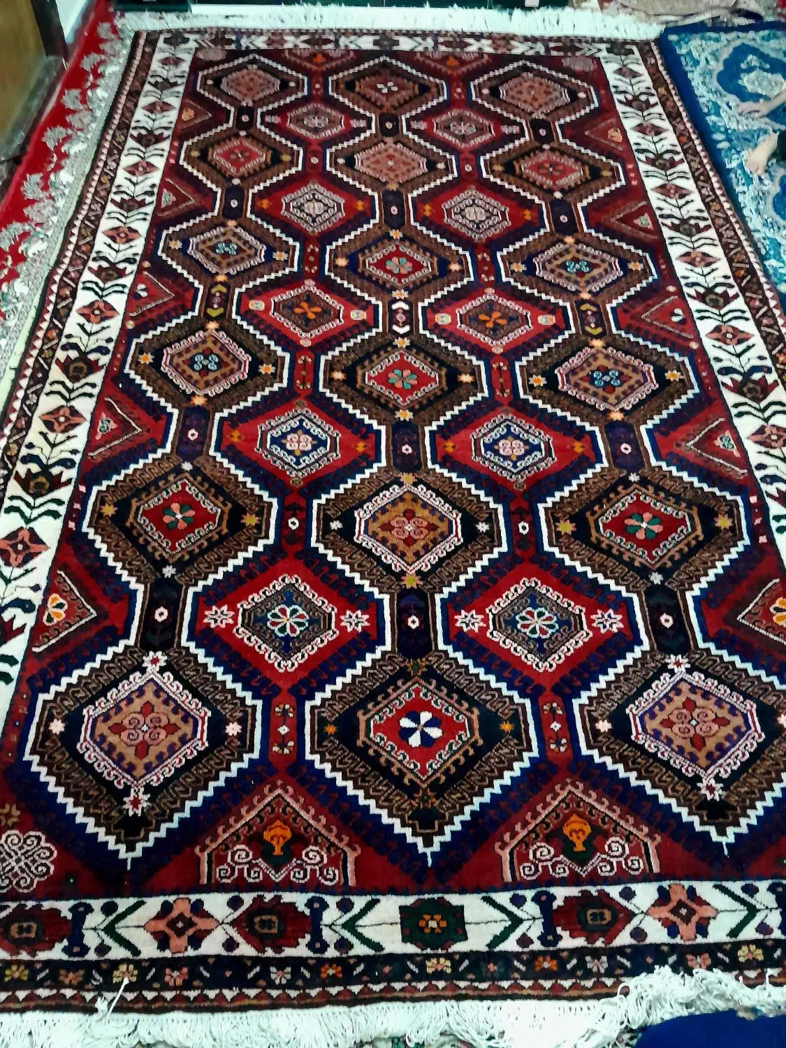 یک تخته فرش شش متری و چهارمتری دستبافت|فرش|شهرکرد, |دیوار