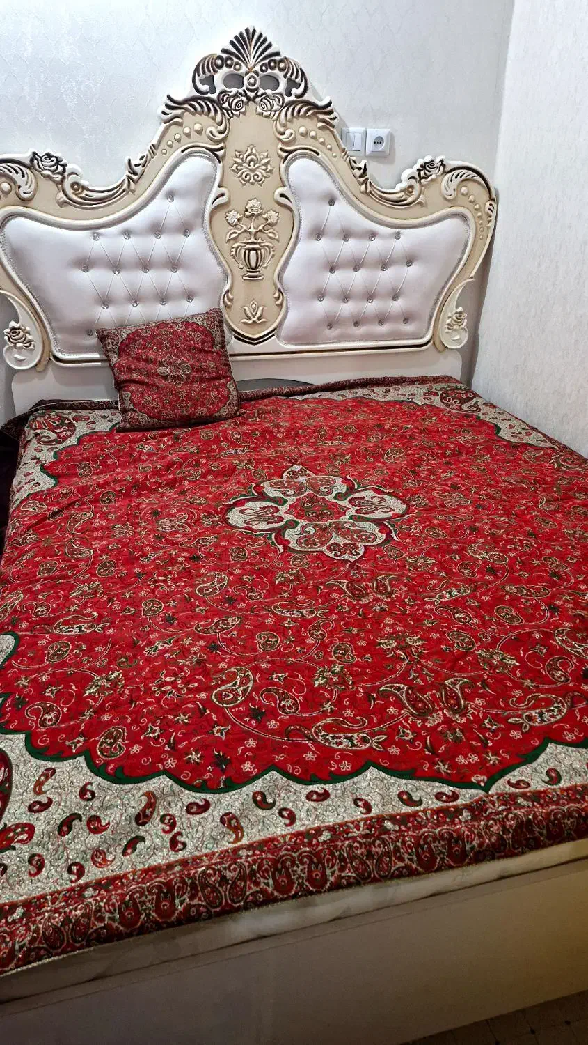 تخت خواب دونفره ،فروش فوری|تخت و سرویس خواب|امیدیه, |دیوار