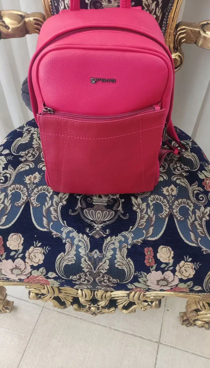 کوله پشتی یا کیف چرم برند پاما بسیار شیک|کیف، کفش، کمربند|خرمآباد, |دیوار