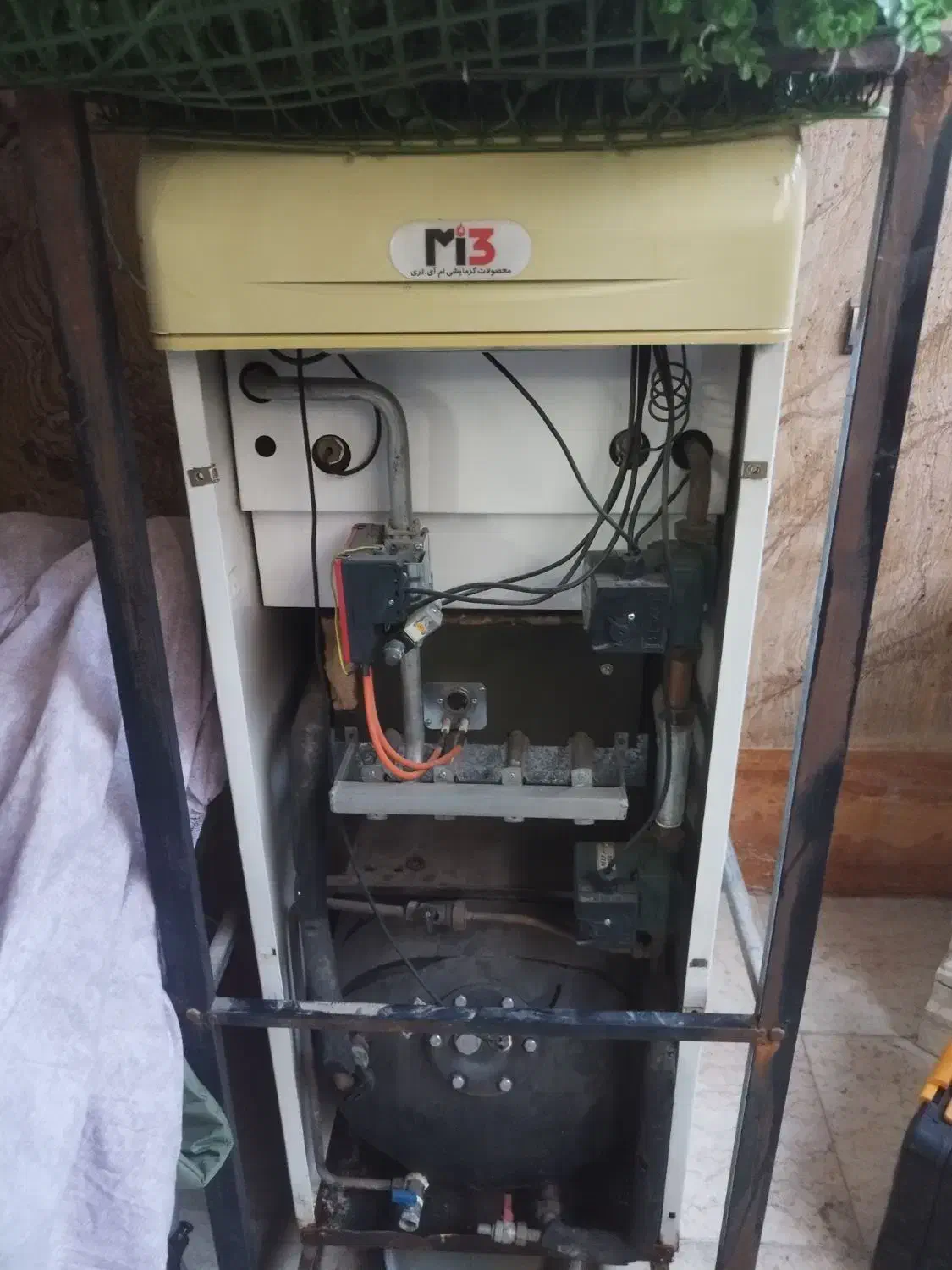 تعمیرنصب، سرویس،پکیج،آبگرمکن دیواری،بازدید رایگان|خدمات پیشه و مهارت|قم, پردیسان|دیوار