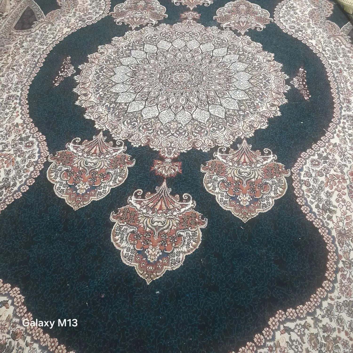 فرش ۱۲ متر نگین مشهد تراکم ۲۵۵۰شانه ۷۰۰ نخ ومواد|فرش|نیشابور, شهید بهشتی|دیوار