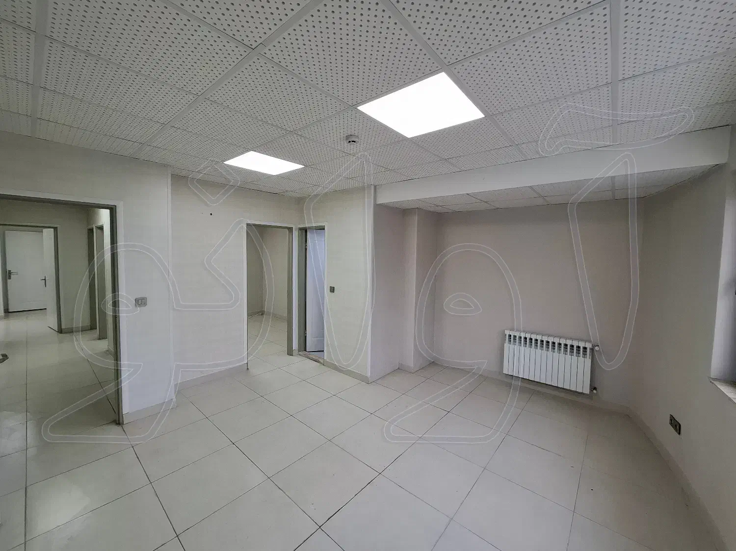 ۱۵۰متر ۴خواب واقعی با سالن بزرگ و یکدست / بر اصلی|اجارهٔ دفتر کار، اتاق اداری، مطب|رشت, گلسار|دیوار