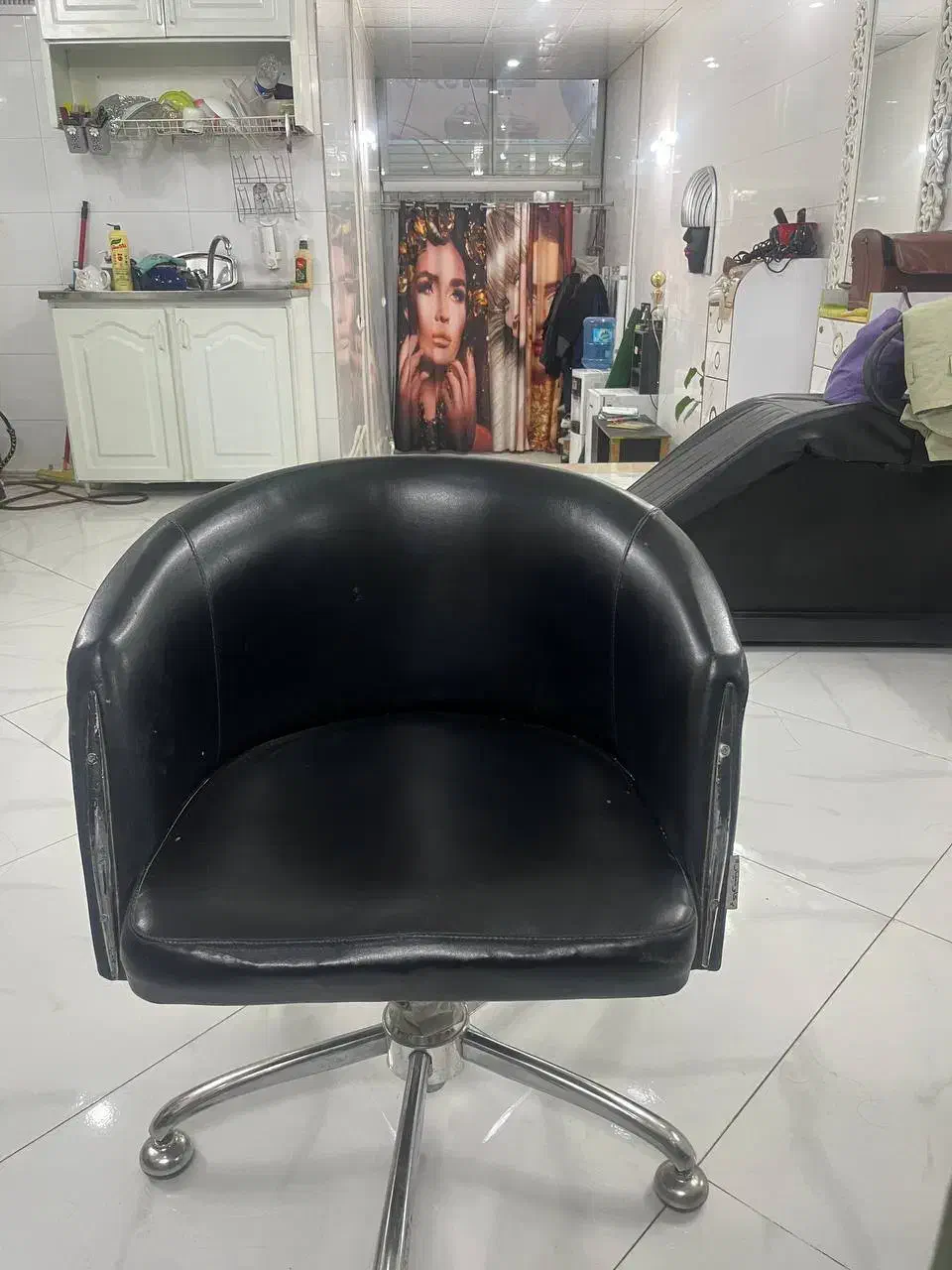 صندلی|صندلی و نیمکت|ورامین, ورامین|دیوار