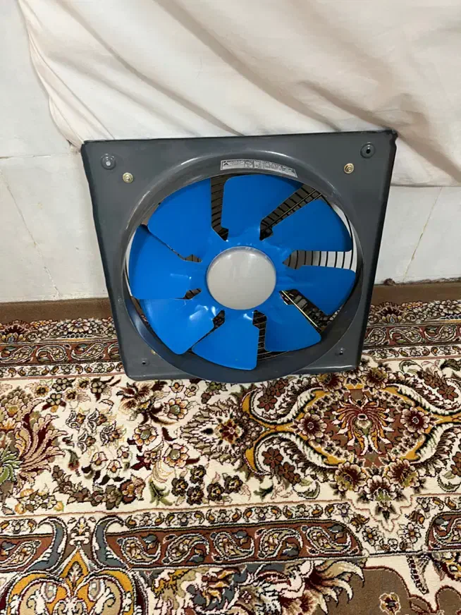 هواکش دمنده|پنکه و تصفیه‌کنندهٔ هوا|قم, پشت انبار نفت|دیوار