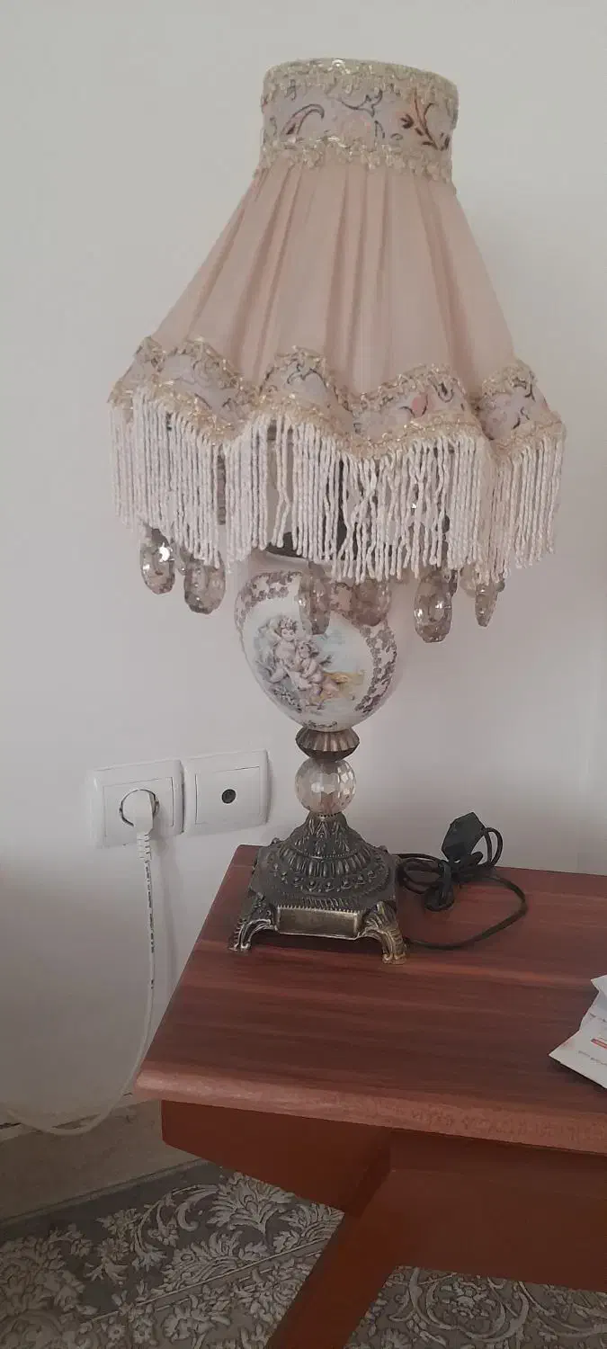 آباژور پایه برنجی|چراغ خواب و آباژور|رباطکریم, مسکن مهر آبشناسان|دیوار