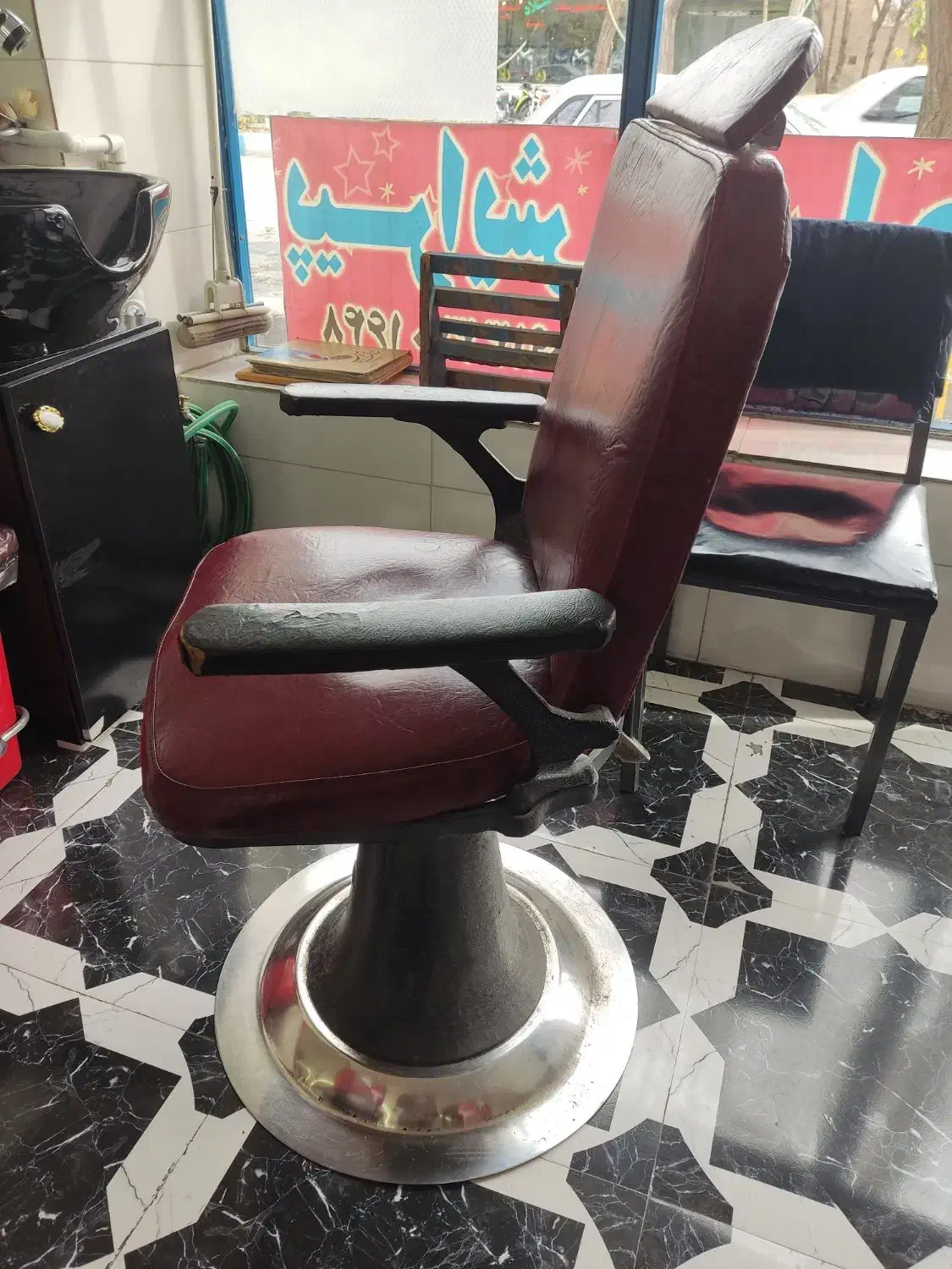 صندلی چدنی آرایشگاهی|آرایشگاه و سالن‌های زیبایی|خمینی‌شهر, |دیوار