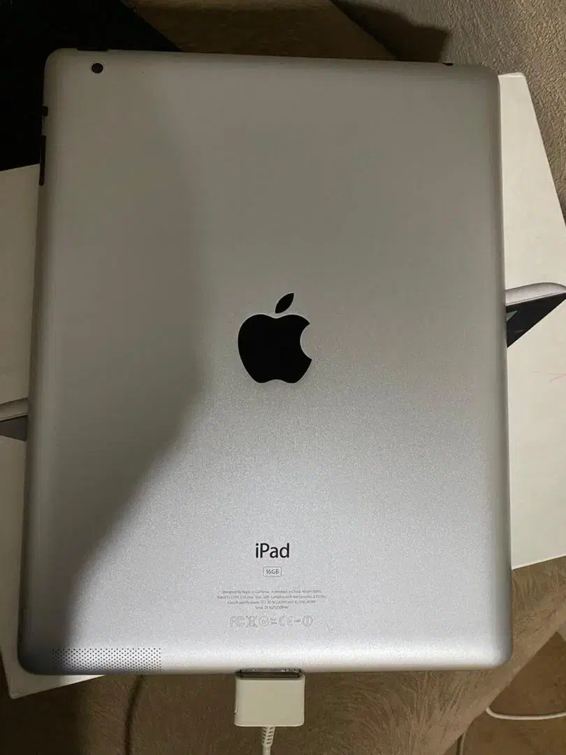 iPad 2 wifi 16g|تبلت|تهران, کرمان|دیوار