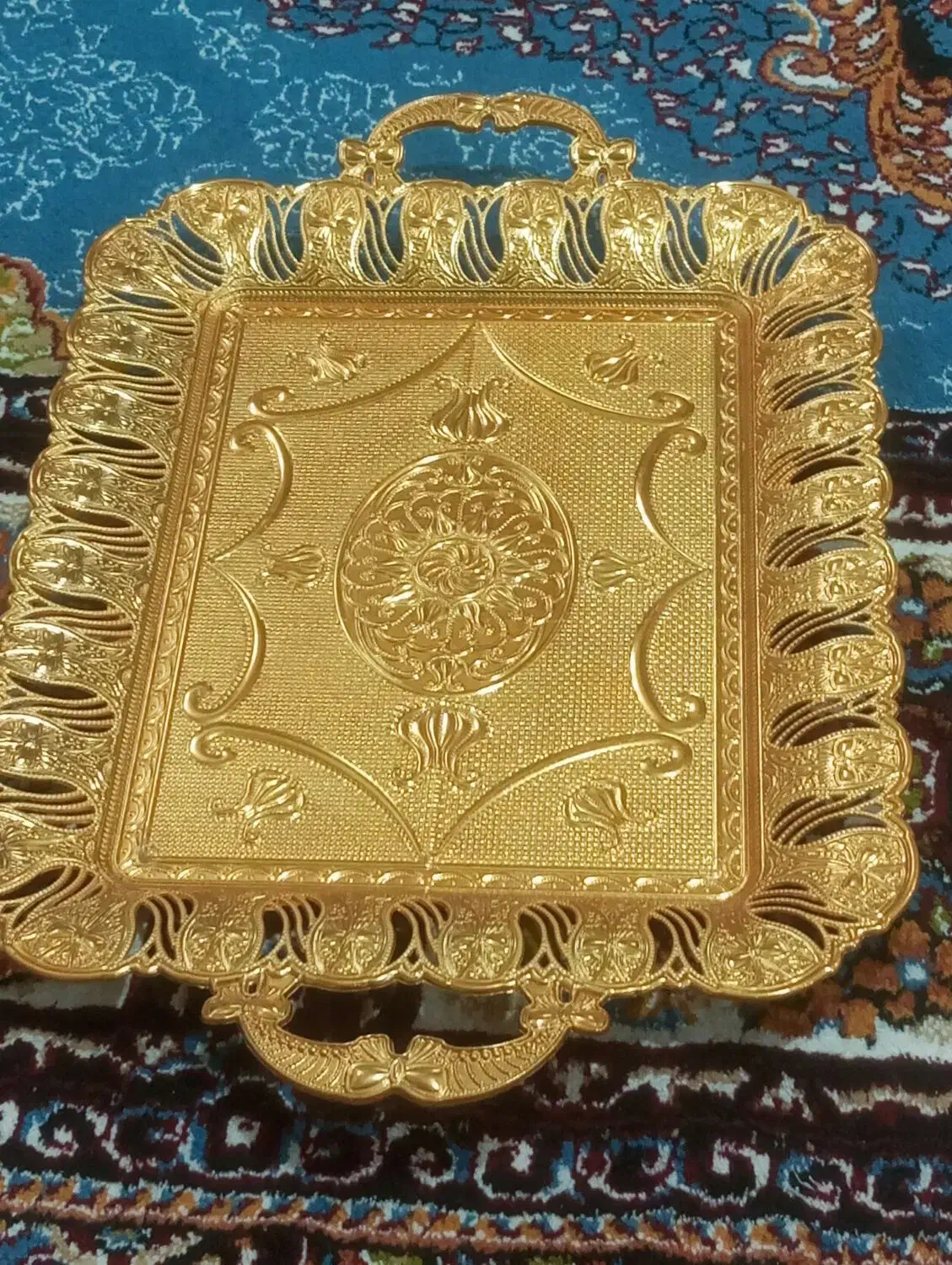 سینی طلایی|ظروف سرو و پذیرایی|زابل, |دیوار