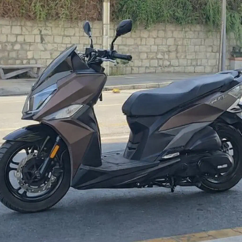 SYM j200-1401|موتورسیکلت|تهران, شهرک نفت|دیوار