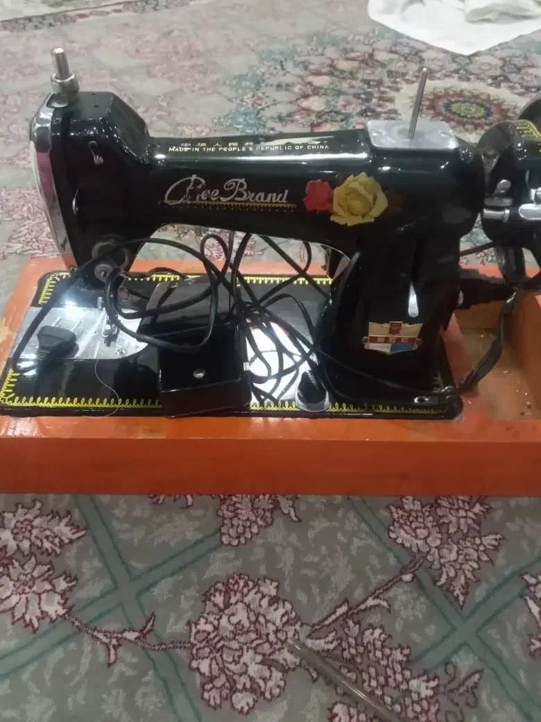 چرخ خیاطی|چرخ خیاطی و ریسندگی|اردبیل, |دیوار