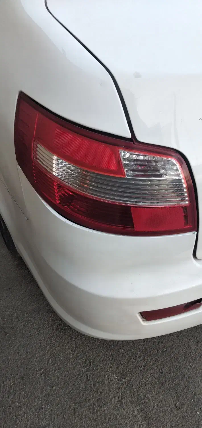 چراغ جلو و عقب رانا|قطعات یدکی و لوازم جانبی|ملایر, |دیوار